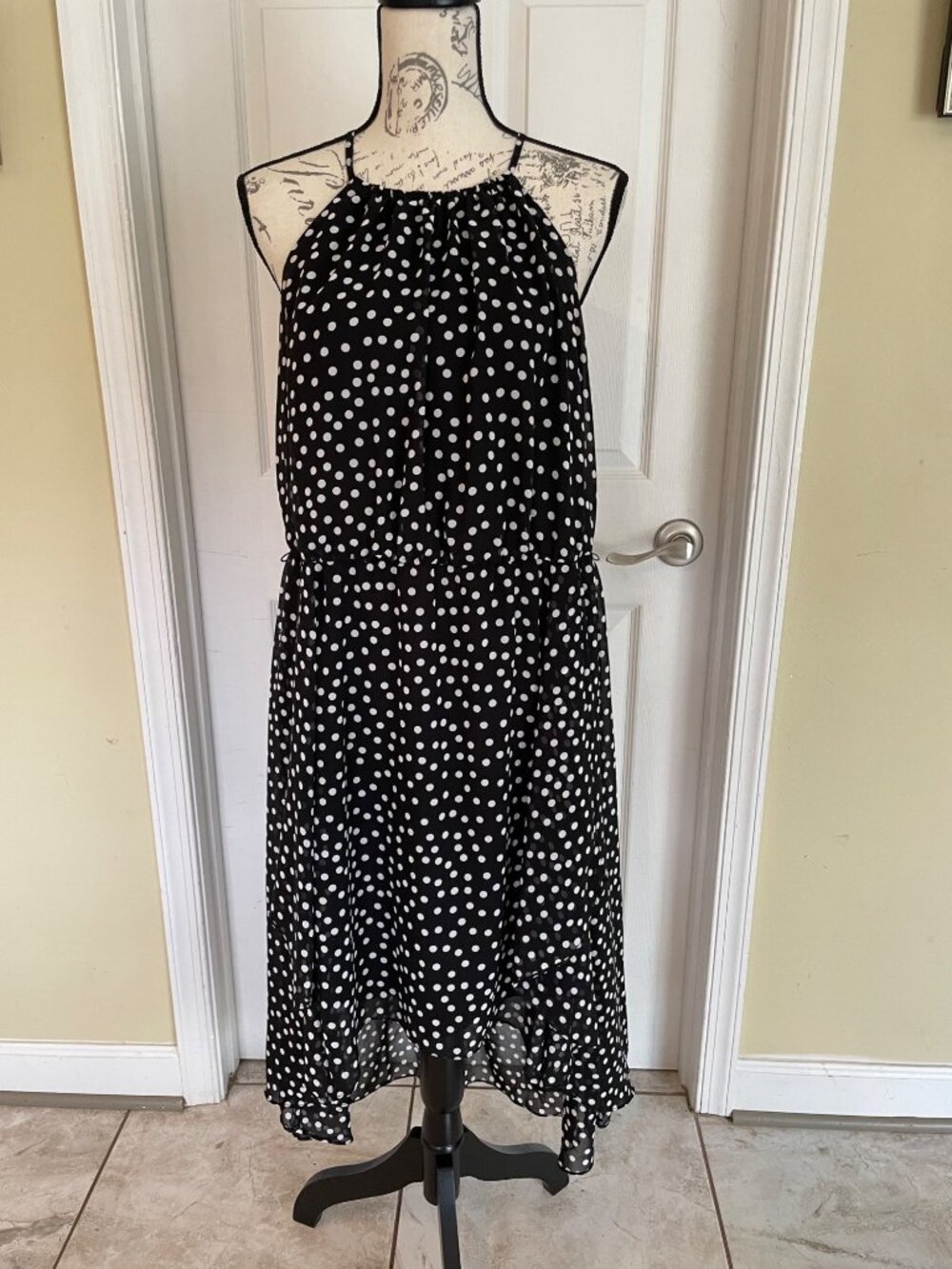 White House Black Market Black White Polka-dots Halter Sleeveless High Low 12 - Picture 7 of 14
